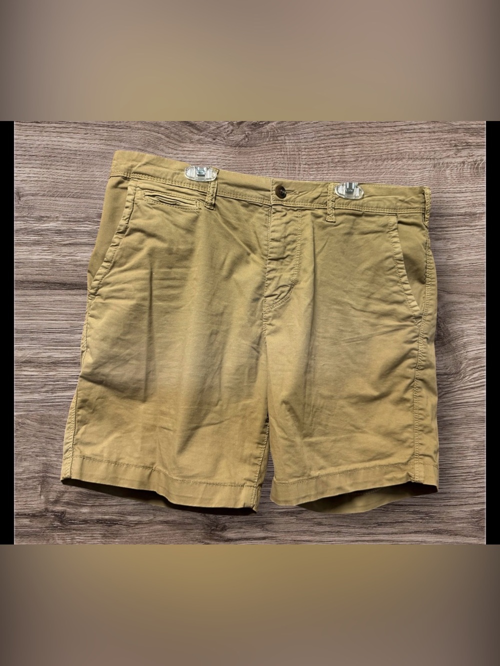 Men’s American Eagle Next Level Slim Fit Shorts SZ 32